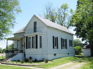 1118 E 5th St, Mount Vernon, IN 47620