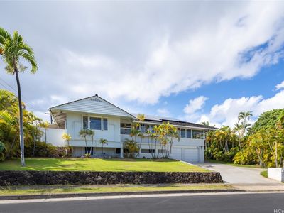 1129 Koloa St, Honolulu, HI, 96816