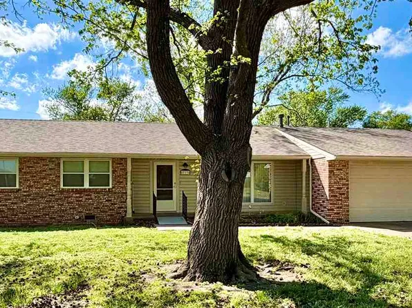 717 S Peach Ave, Newkirk, OK 74647