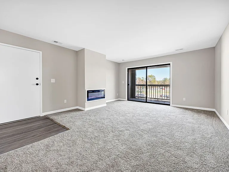 Gleneagle Apartment Homes — Photo 52