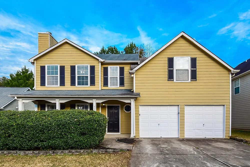 4 bed, 2.5 bath, 2065 sqft, $2,165 — Photo 1