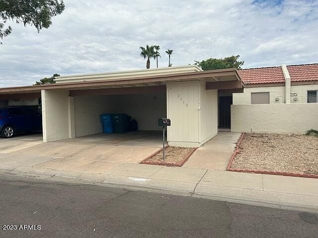 1st image of 2410 W VOLTAIRE Avenue