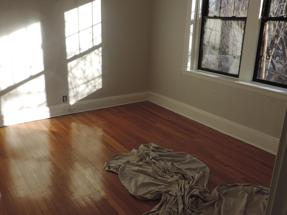 2nd image of 24 Cummings Rd #1