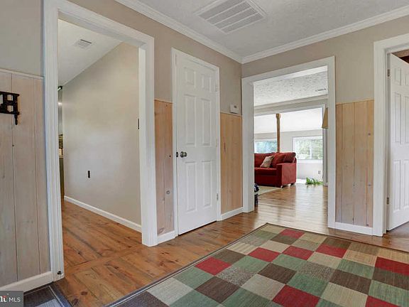 5th image of 11927 Robinwood Dr