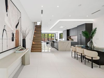 2990 Coconut Ave, Miami, FL, 33133