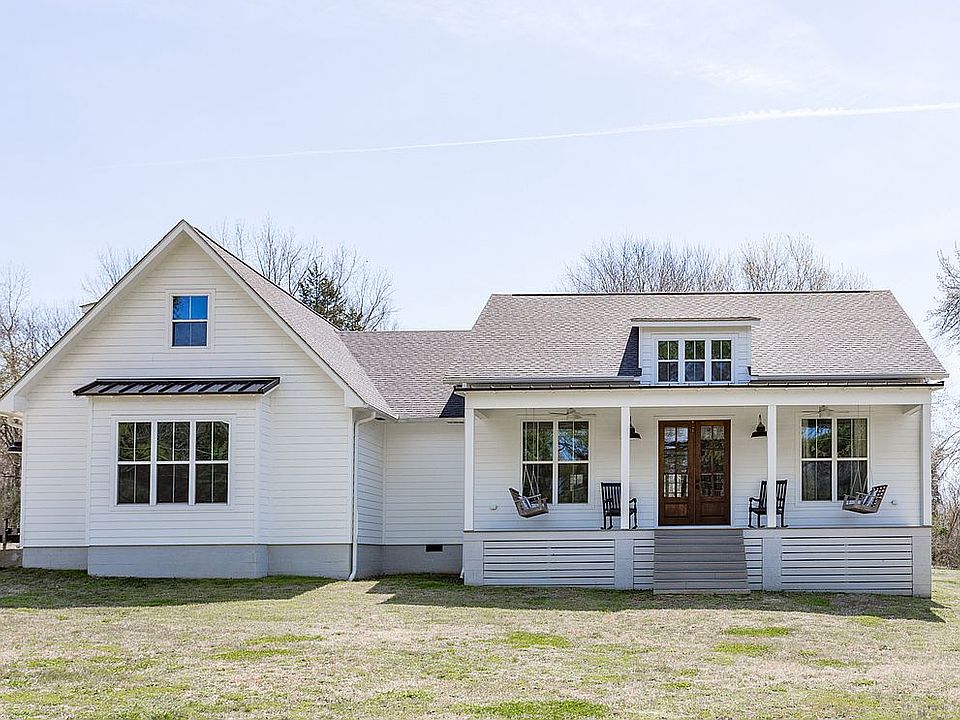 1st image of 10 Sunnyside Dr