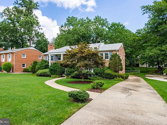 3rd image of 4023 David Ln