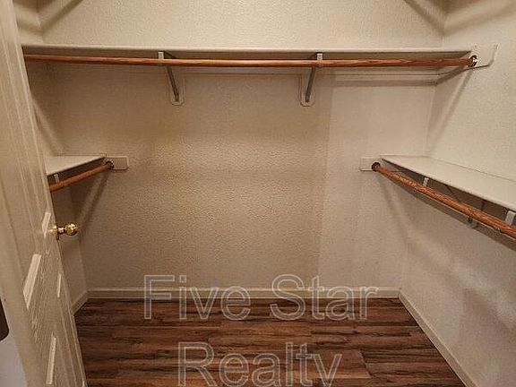 5th image of 1835 Woodland Dr