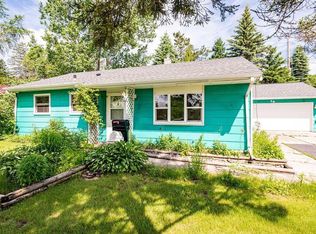 58 Banks Blvd, Silver Bay, MN 55614