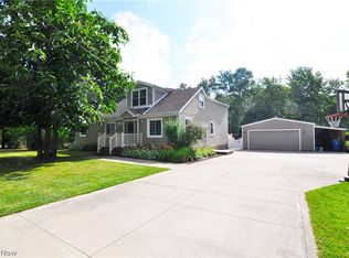 4723 S Hametown Rd, Norton, OH 44203