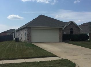 734 W Bend Blvd, Burleson, TX 76028