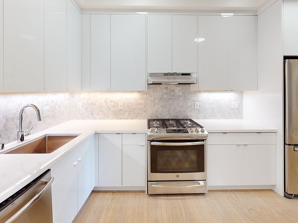 1st image of 104 Guerrero St #104B