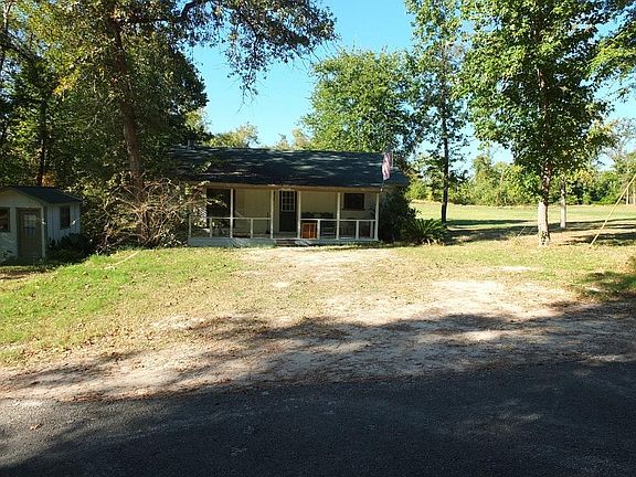 3rd image of 15 Woelfley Ln