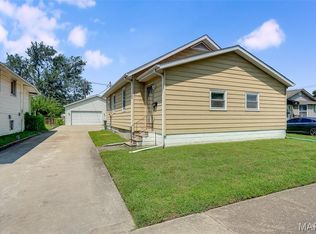 1041 Washington Ave, Madison, IL 62060