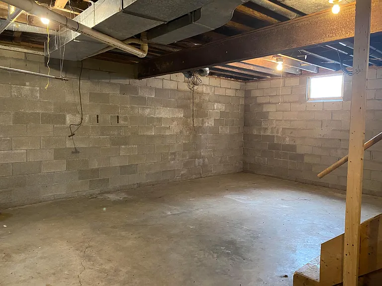 1445 County Rd E — Photo 14