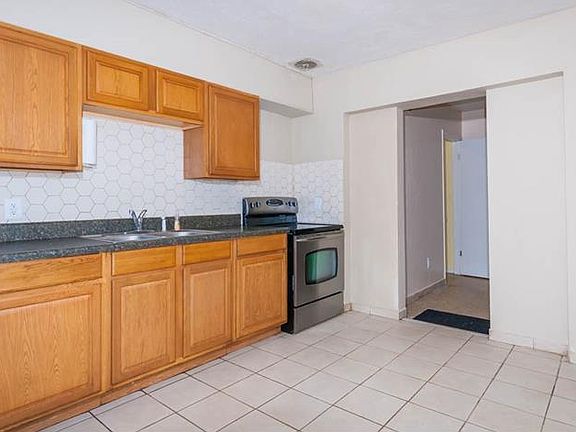 5th image of 5311 3rd Ave S