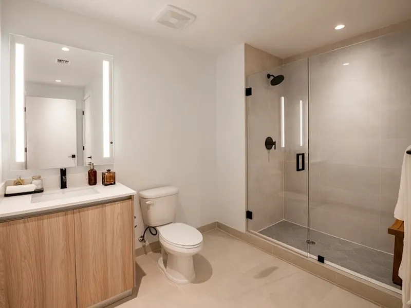 1 bed, 1.0 bath, $2,350 — Photo 3
