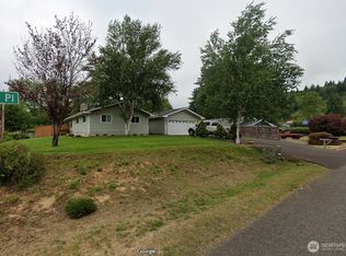 1003 Lake Pl, Montesano, WA 98563