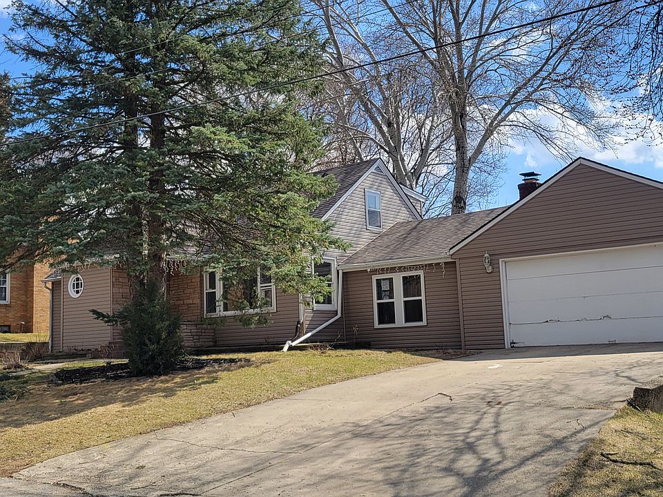1st image of 1713 Emmett Dr