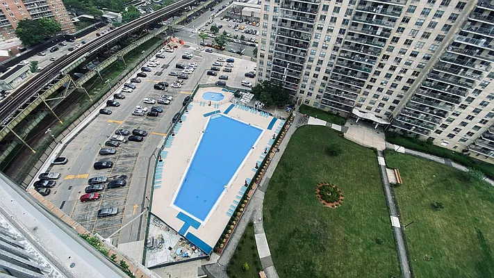 Sold by Remax Edge | media 18