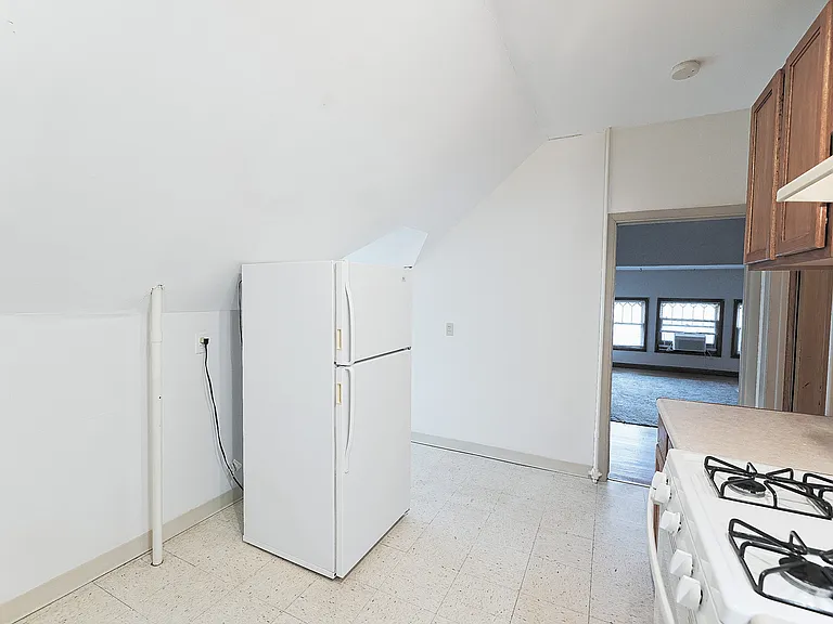 1745 E St #3 — Photo 20