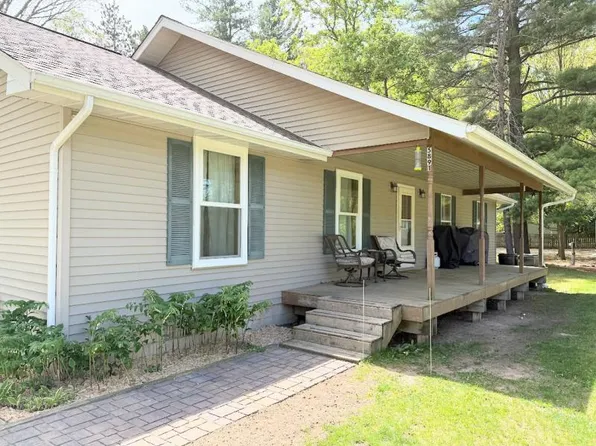 5891 Sand Rd, Caseville, MI 48725