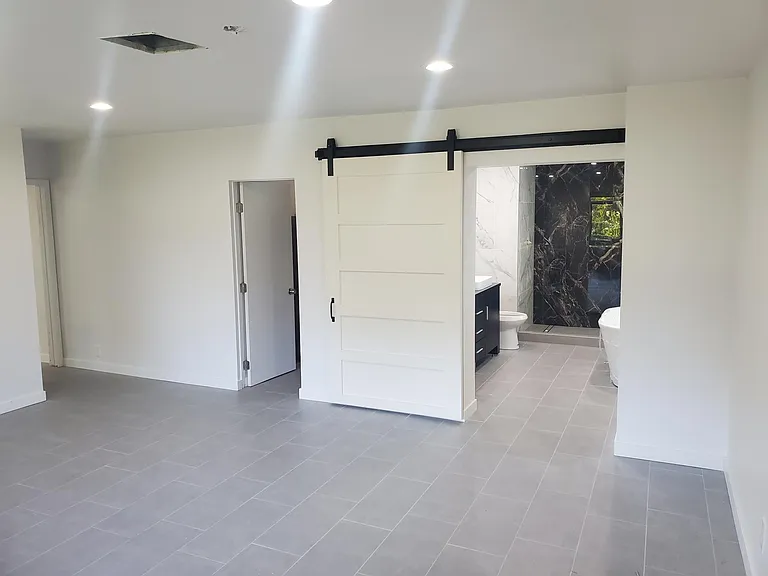 1439 E Solano Dr — Photo 8