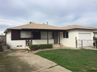 1709 Melody Ln, Bakersfield, CA 93308