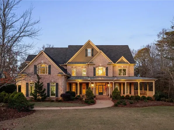 12695 Old Surrey Pl, Roswell, GA 30075