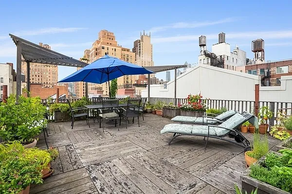 Sold by Douglas Elliman | media 12