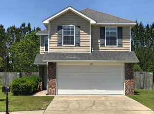 3821 Timber Lake Dr, Ocean Springs, MS 39564