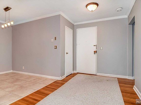 2nd image of 101 Gates Ave #C0008c