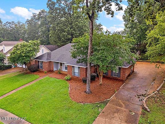 3rd image of 108 Cypress Ridge Dr
