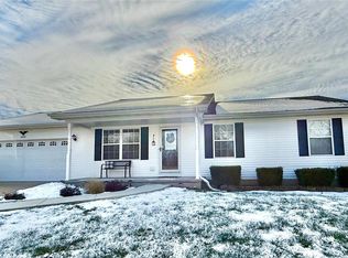 1420 Iron Hill Rd, Saint Clair, MO 63077