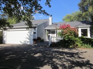 2538 Kodiak Dr, East Lansing, MI