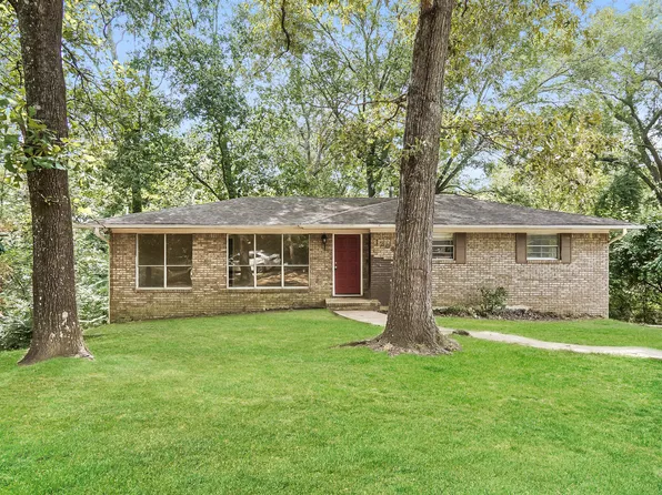 1208 Oakley Dr, Birmingham, AL 35214