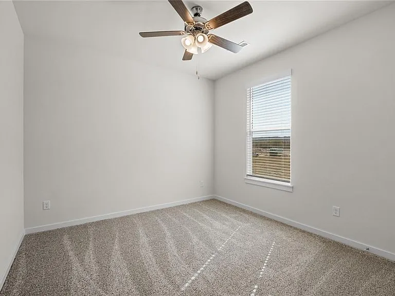 4790 Planetree St — Photo 16