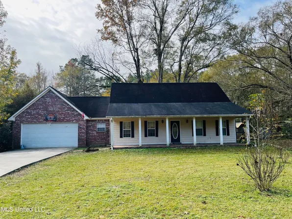 295 Old Highway 24, New Augusta, MS 39462