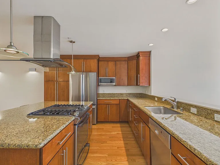 853 De Haro St — Photo 19
