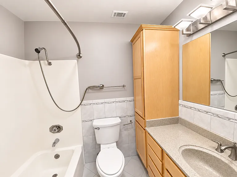 3427 Pennsylvania Cmn — Photo 9