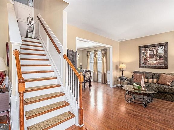 4th image of 108 Heritage Club Cir