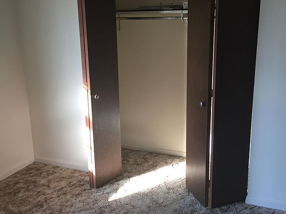 4th image of 803 S Joplin St APT B