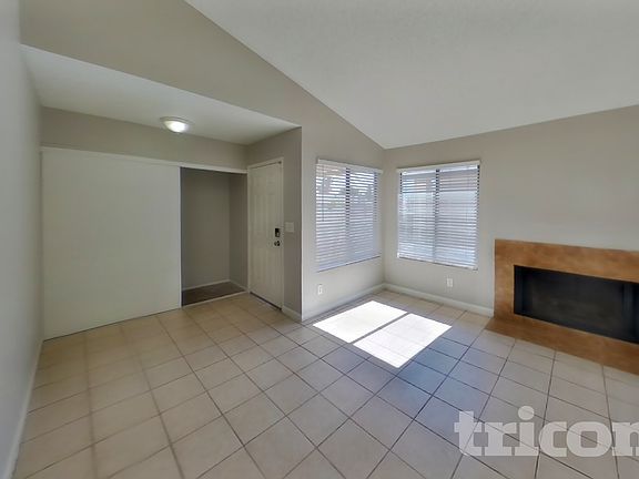 4th image of 5429 Requa Ave