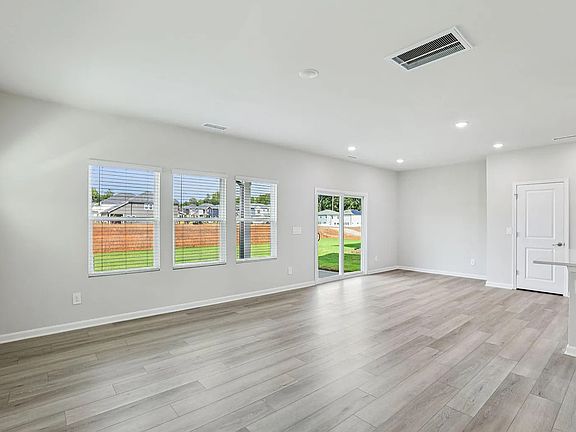 5th image of 944 Grand Mesa Dr #1