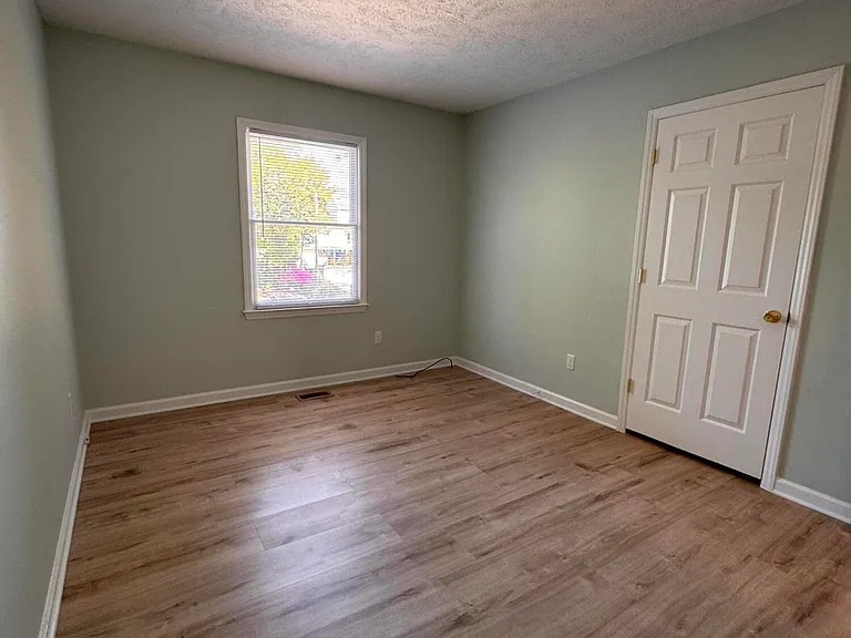 407 Hickory St #UP — Photo 7