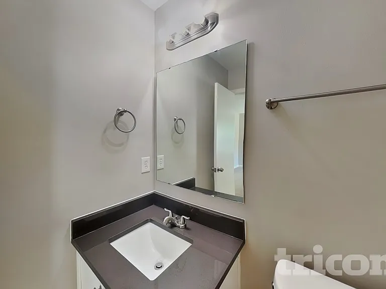 529 Pullman St SW — Photo 11