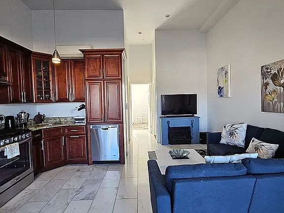 2nd image of 4312 Broadway