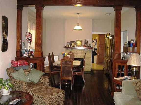 2nd image of 2515 General Taylor St
