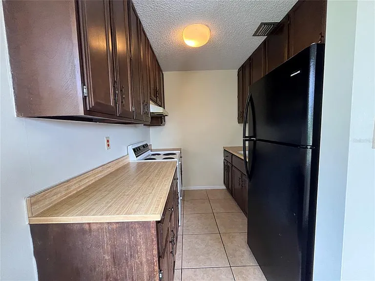 423 E Sessoms Ave #3 — Photo 6