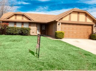 1407 Seely St, Arlington, TX 76018